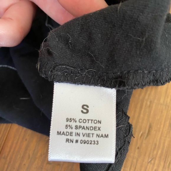 Crop top! - Picture 5 of 5